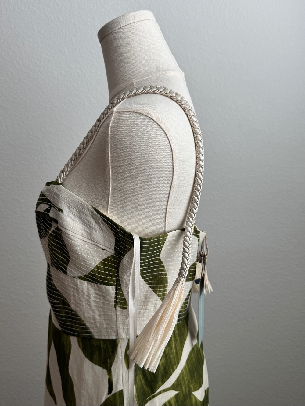 ANTONIO MELANI Olive & Cream Cutout Camisole - Picture 4 of 11